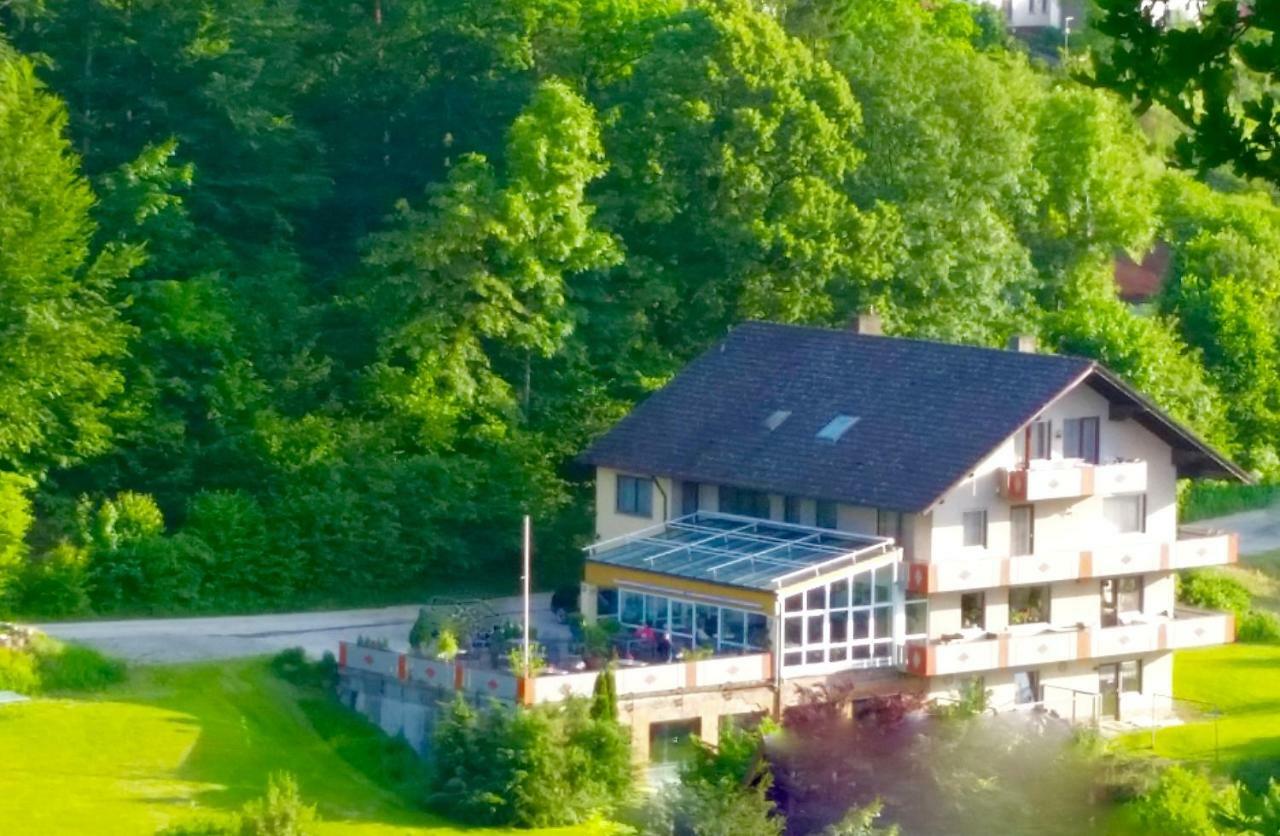 Hotel-Pension Haus Hubertus Weigendorf Exterior foto
